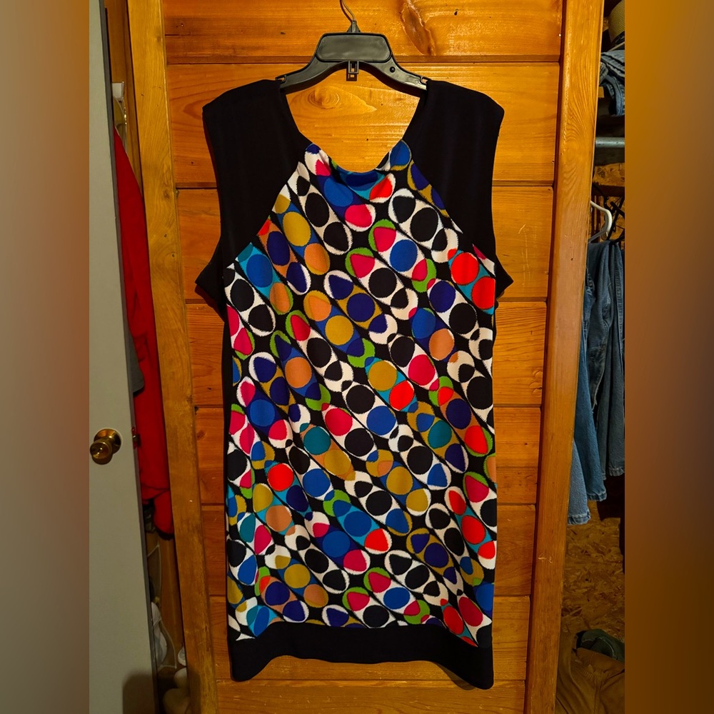 Colorful Geometric Pattern Dress - Picture 2 of 3